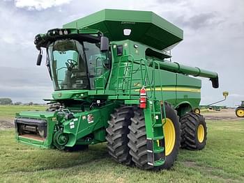 2023 John Deere S780 Equipment Image0