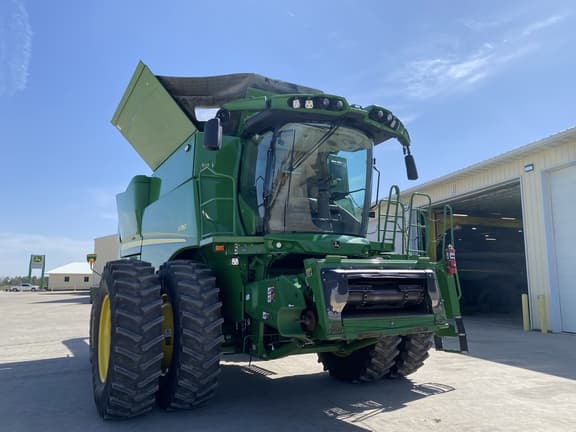 Image of John Deere S780 equipment image 4