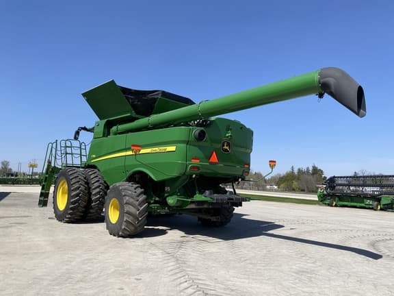 Image of John Deere S780 equipment image 3