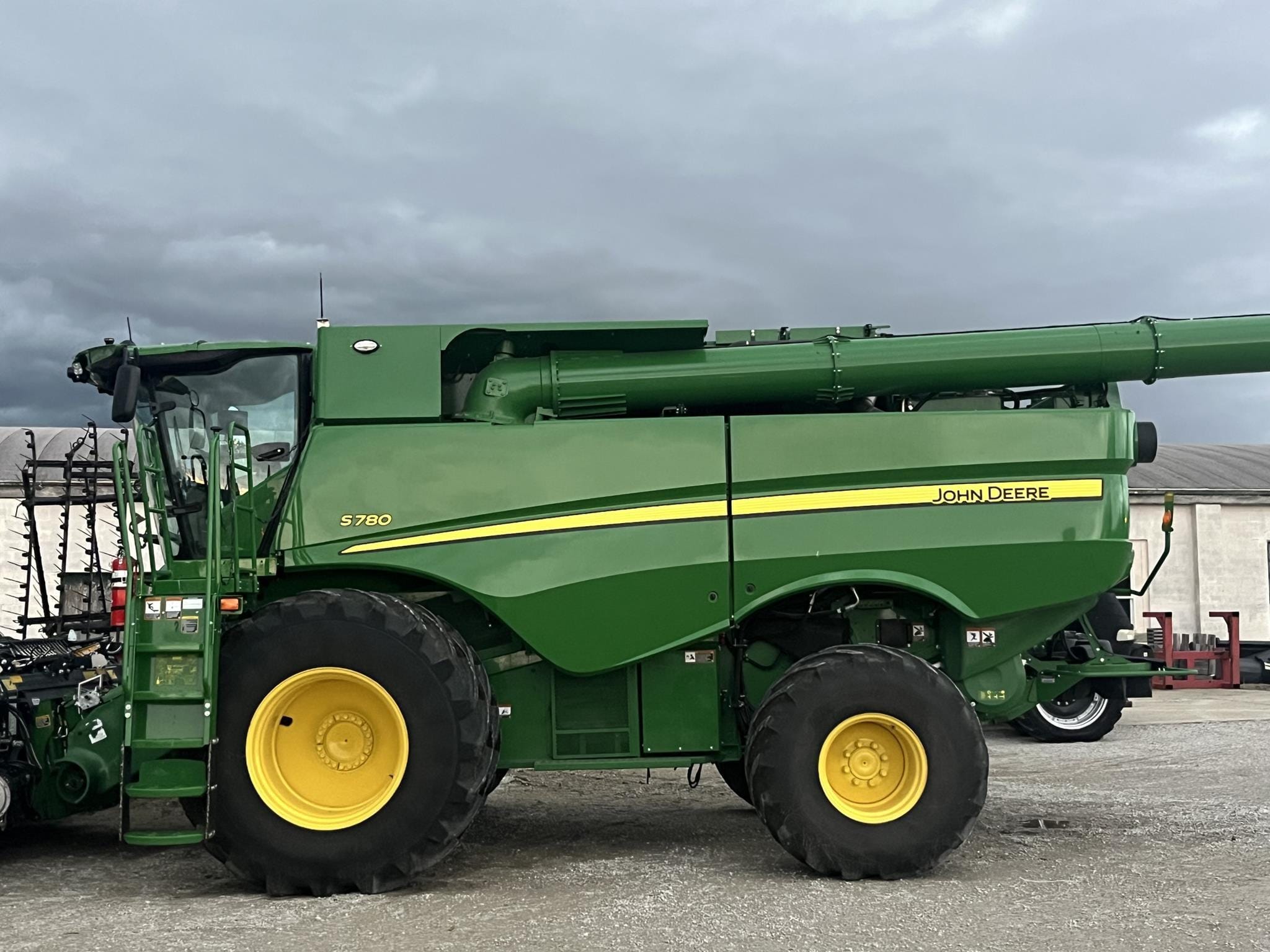 2023 John Deere S780 Equipment Image0