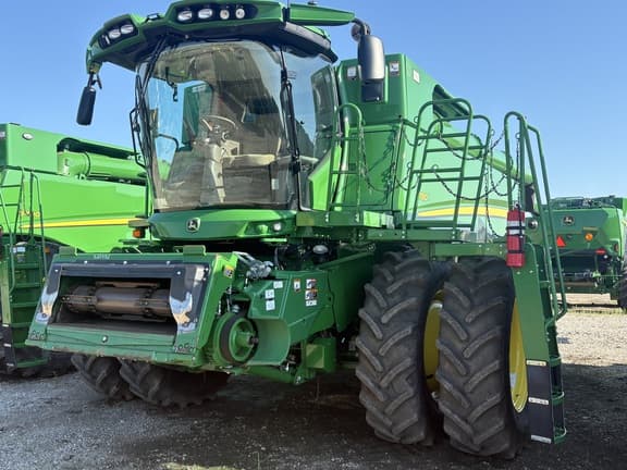 Image of John Deere S780 Primary image