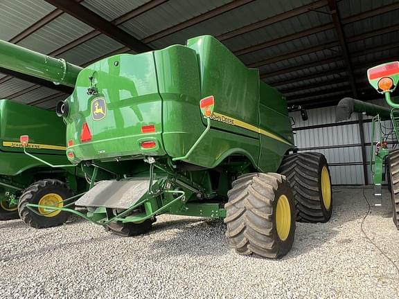 Image of John Deere S780 equipment image 3