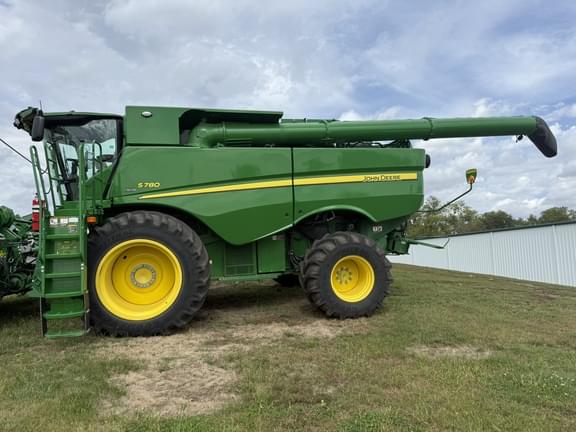 Image of John Deere S780 Primary image