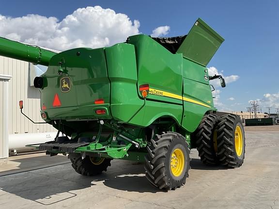 Image of John Deere S780 equipment image 4