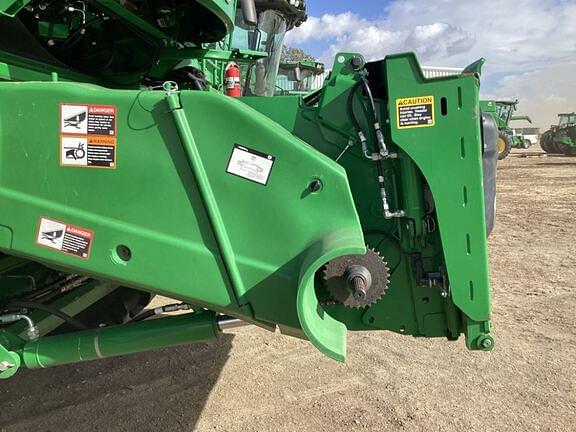 Image of John Deere S780 Primary image