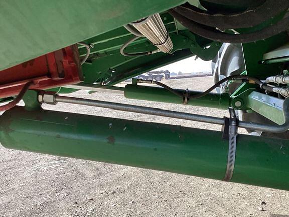 Image of John Deere S780 equipment image 1