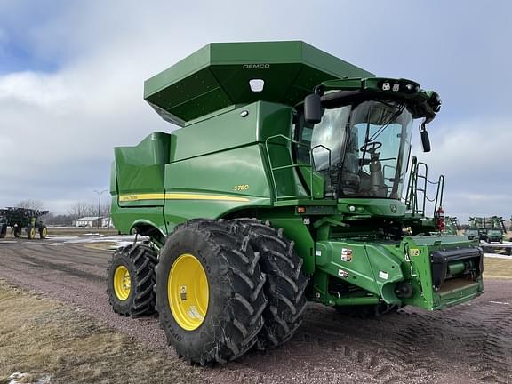 Image of John Deere S780 Primary image