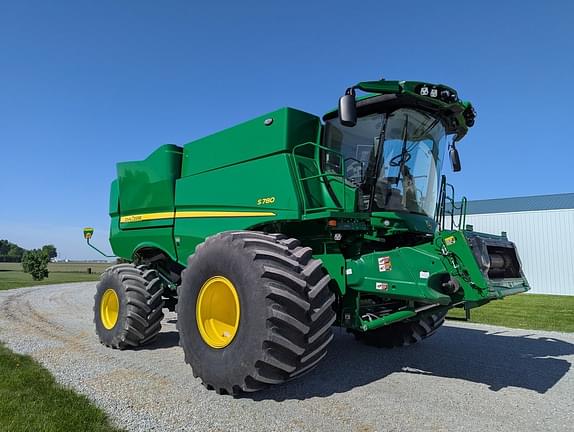 Image of John Deere S780 Primary image