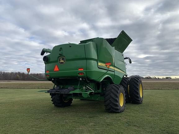 Image of John Deere S780 equipment image 1