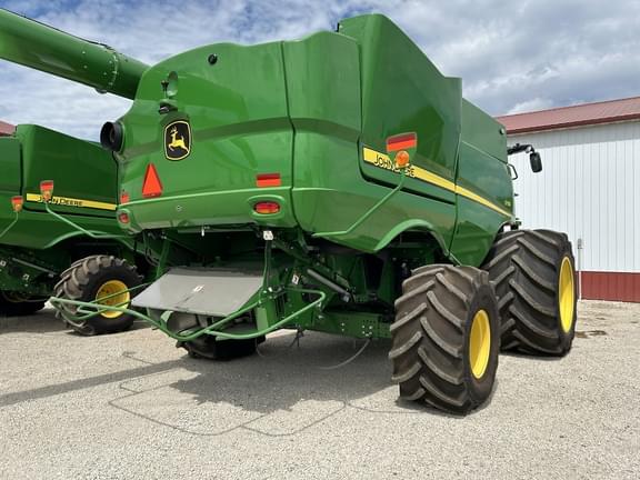 Image of John Deere S780 equipment image 4
