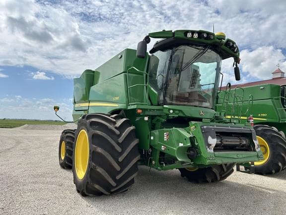 Image of John Deere S780 equipment image 1