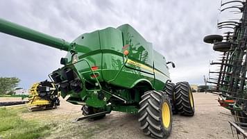 Main image John Deere S780 7