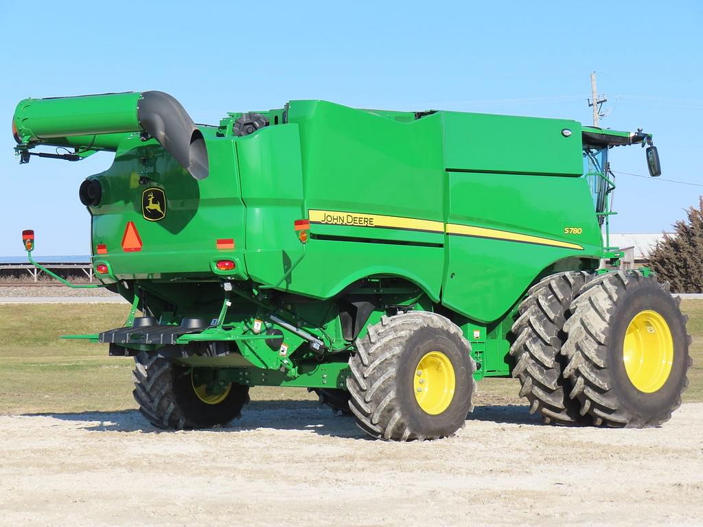 Image of John Deere S780 Primary image