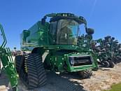 Thumbnail image John Deere S780 7