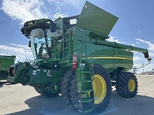 Main image John Deere S780 12