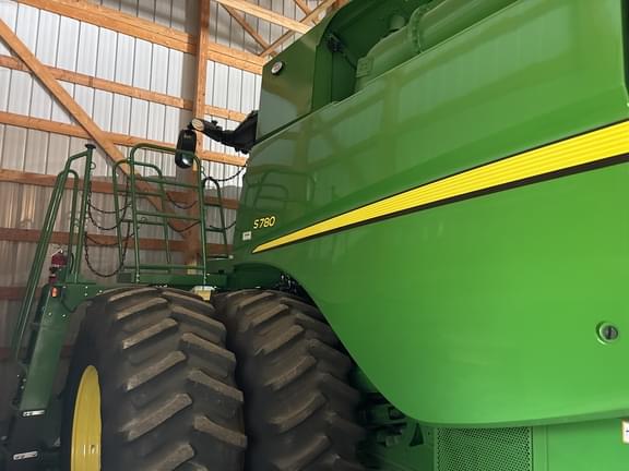 Image of John Deere S780 equipment image 3