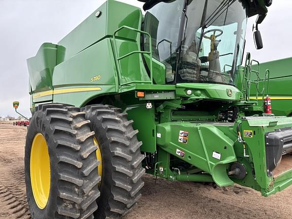 Image of John Deere S780 Primary image