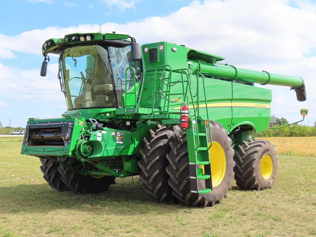 Image of John Deere S780 Primary image