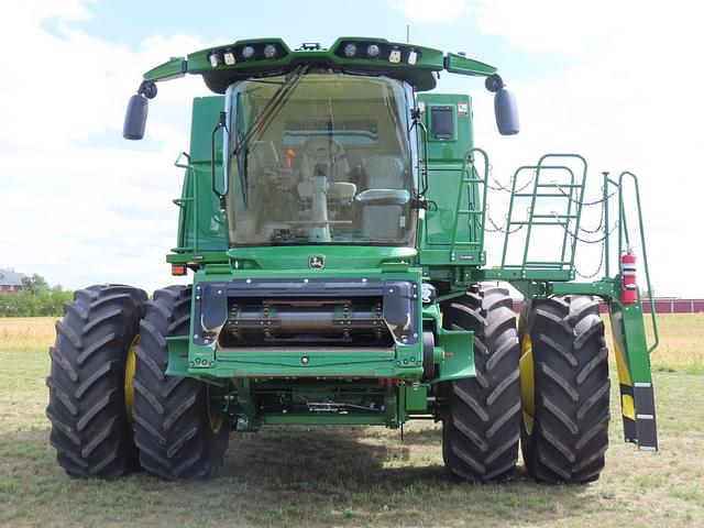 Image of John Deere S780 equipment image 2