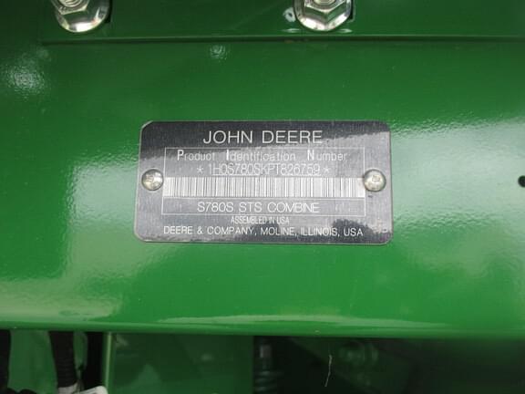 Image of John Deere S780 equipment image 4