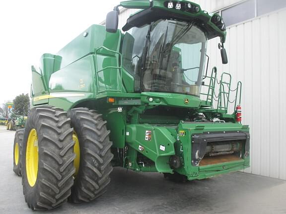 Image of John Deere S780 equipment image 2