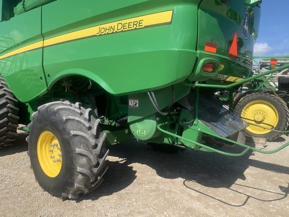 Image of John Deere S780 equipment image 3