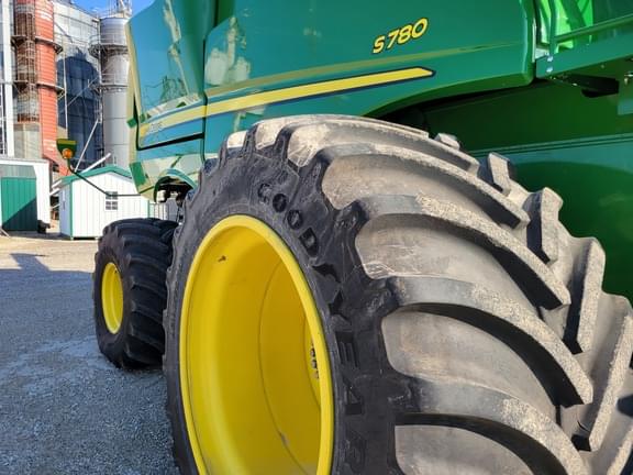 Image of John Deere S780 equipment image 3
