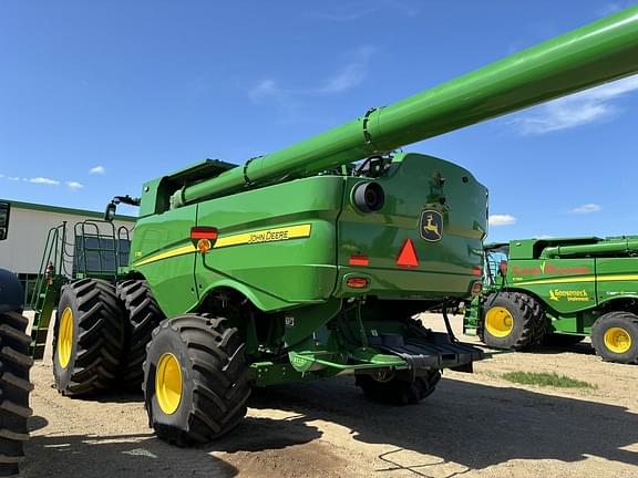 Image of John Deere S780 equipment image 3