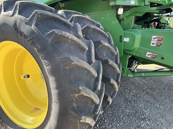 Image of John Deere S780 equipment image 4