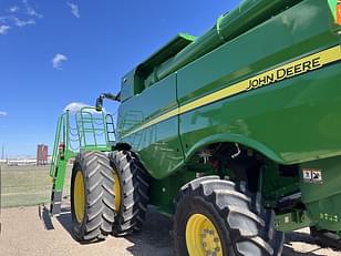 Main image John Deere S780 20