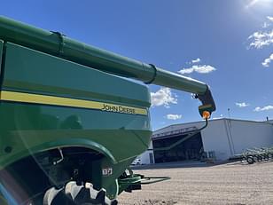 Main image John Deere S780 24