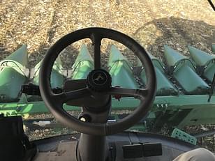 Main image John Deere S780 28