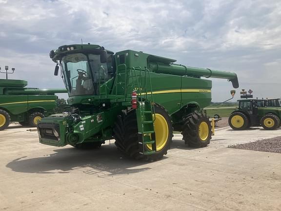 Image of John Deere S780 Primary image