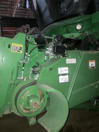 Image of John Deere S780 equipment image 2