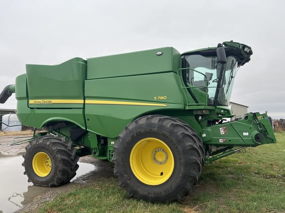2023 John Deere S780 Equipment Image0