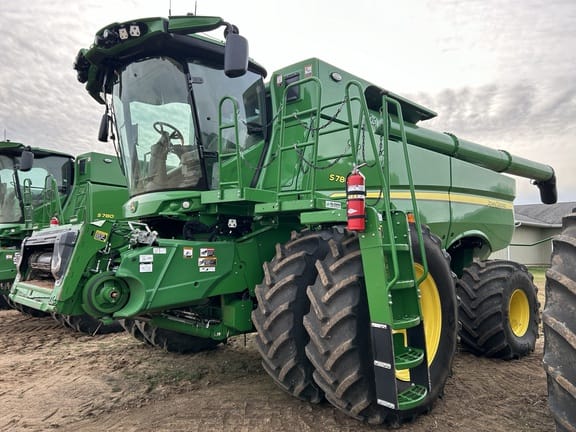2023 John Deere S780 Equipment Image0
