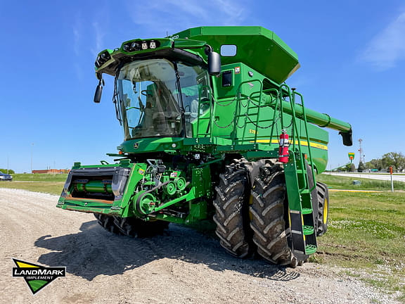 Image of John Deere S780 Primary image