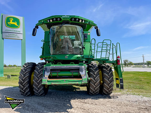 Image of John Deere S780 equipment image 1