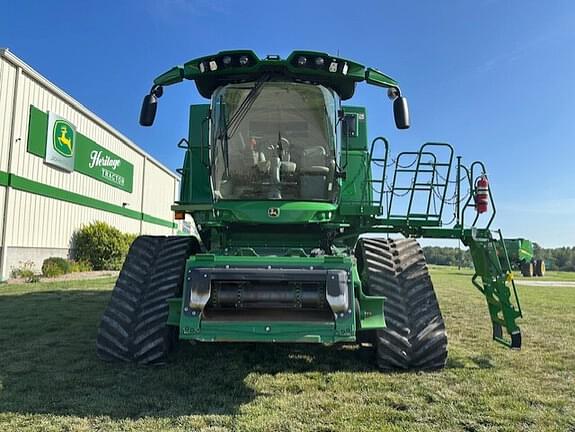 Image of John Deere S780 equipment image 2