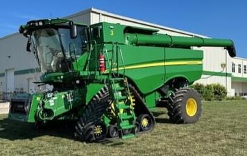 Main image John Deere S780