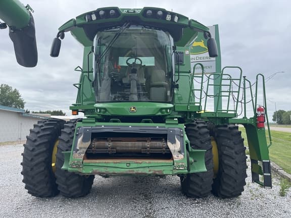 Image of John Deere S780 equipment image 1