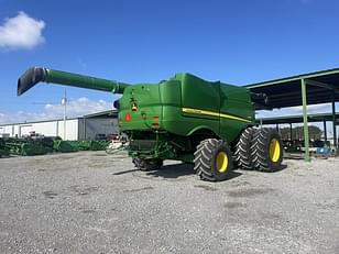 Main image John Deere S780 4