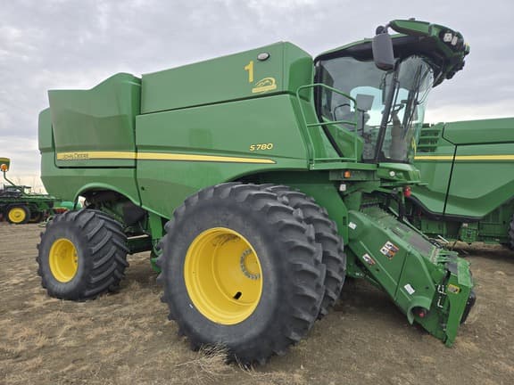Image of John Deere S780 Primary image