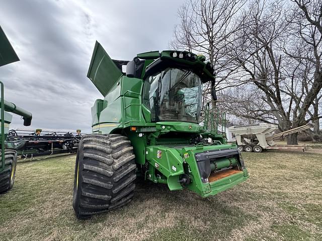 Image of John Deere S780 equipment image 4