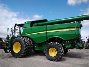 Main image John Deere S780 3