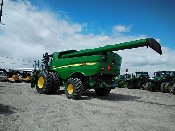 Image of John Deere S780 equipment image 4