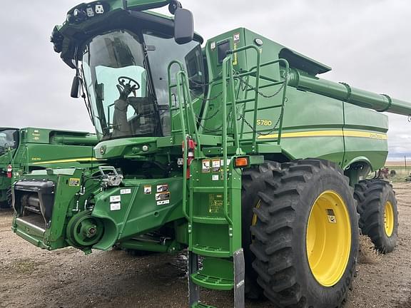 Image of John Deere S780 equipment image 1