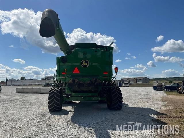 Image of John Deere S780 equipment image 3