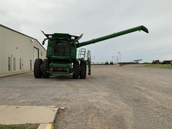 Image of John Deere S780 equipment image 3