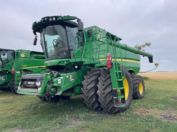 2023 John Deere S780 Equipment Image0